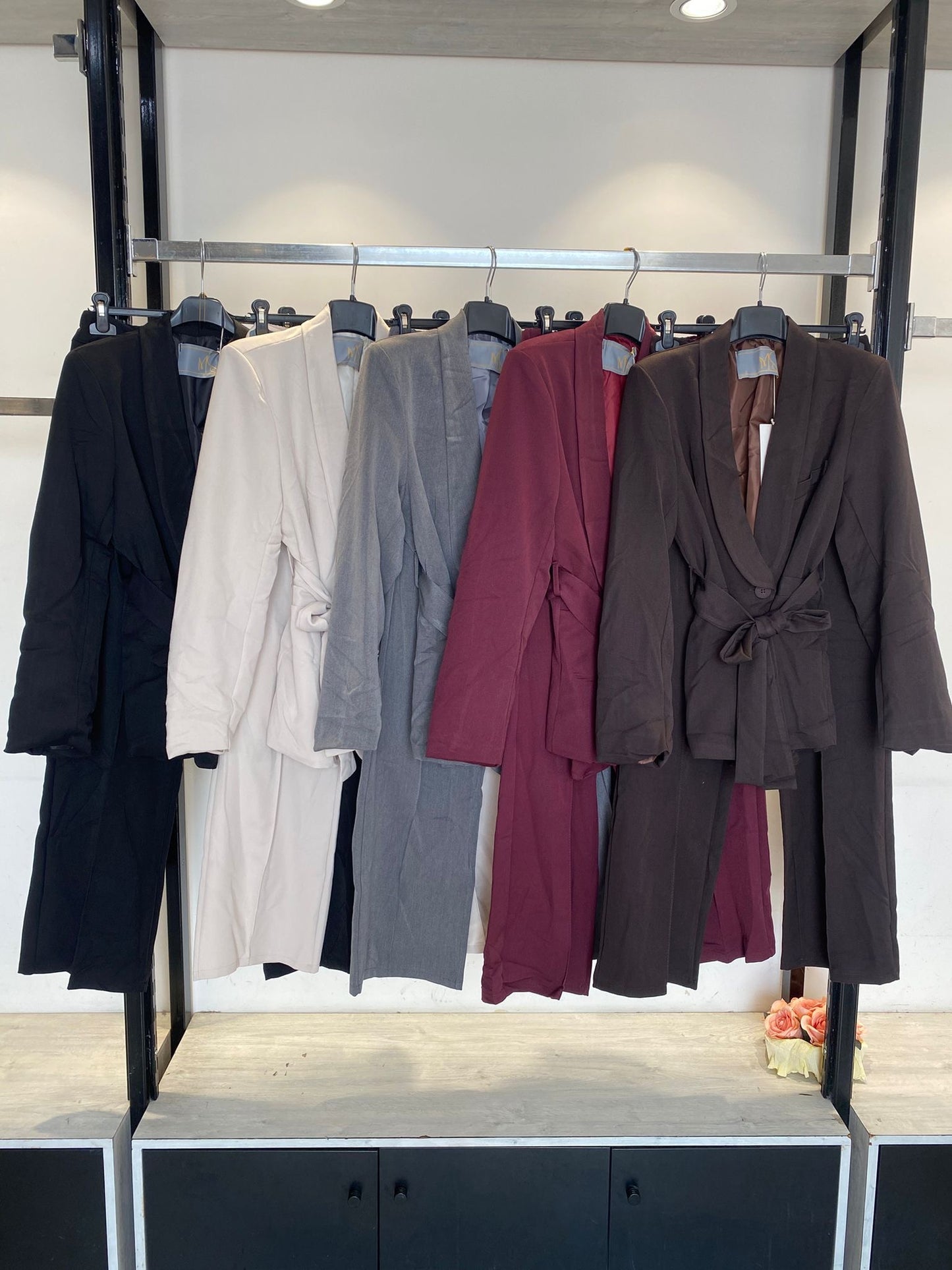 Tailleur Nodo