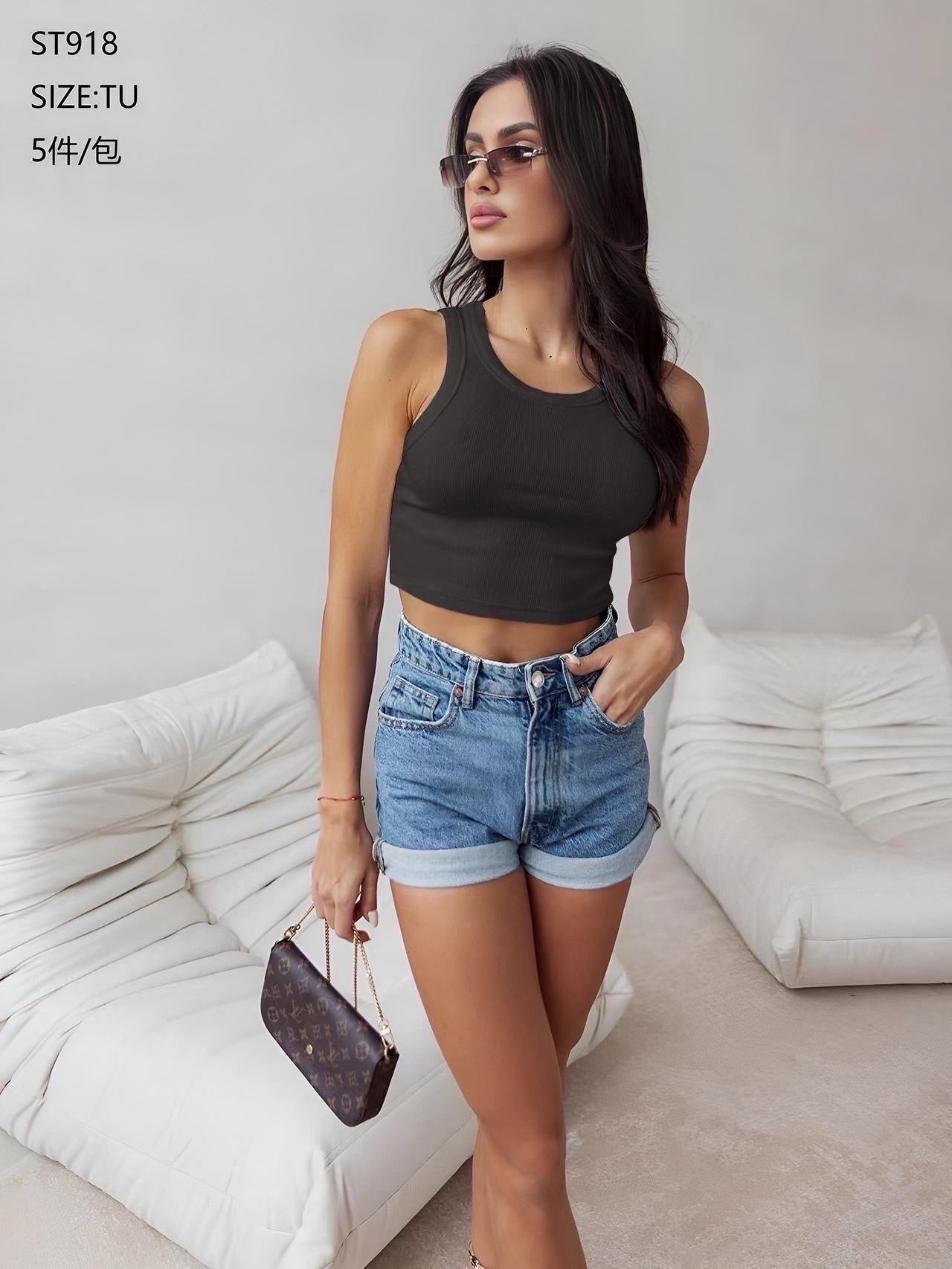 Canotta Crop