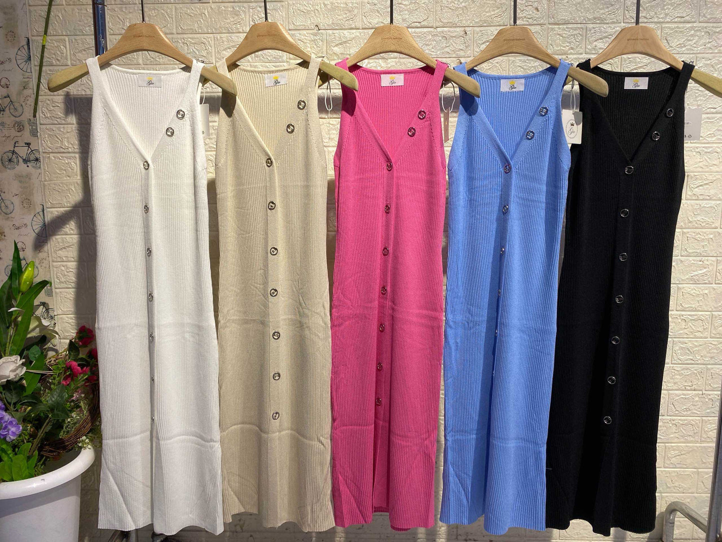 Dress Monica